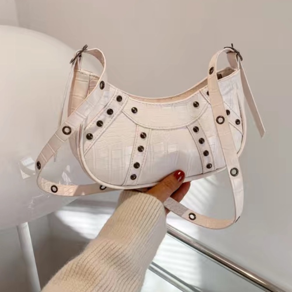 BNWOT Y2K shoulder bag